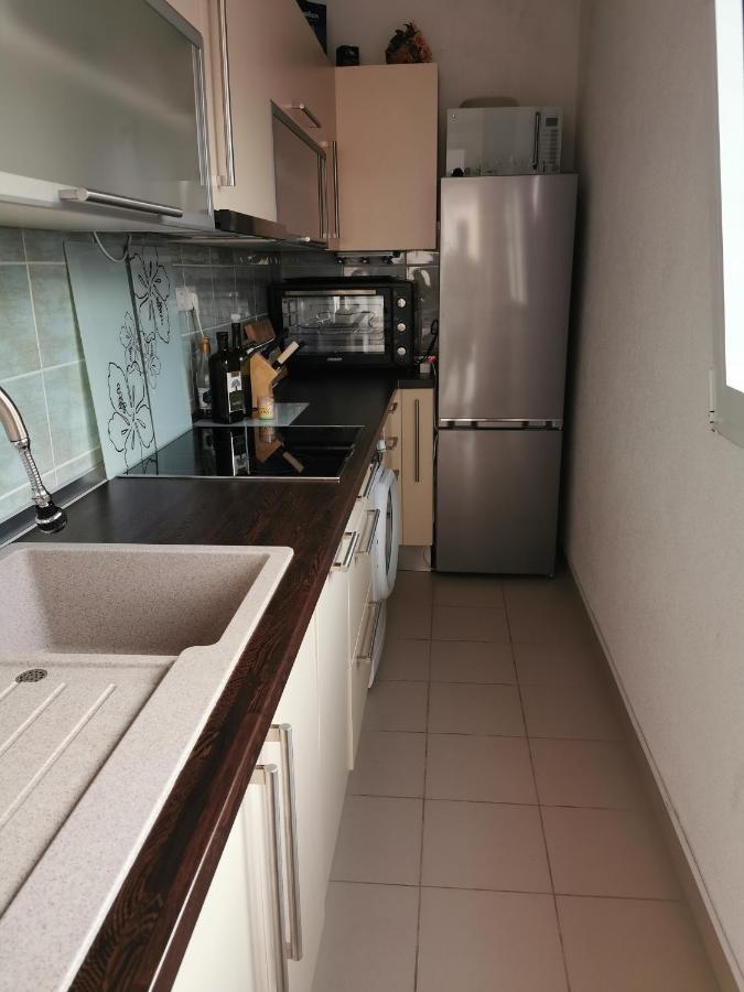 Apartment Mira - Sea View Trogir Extérieur photo