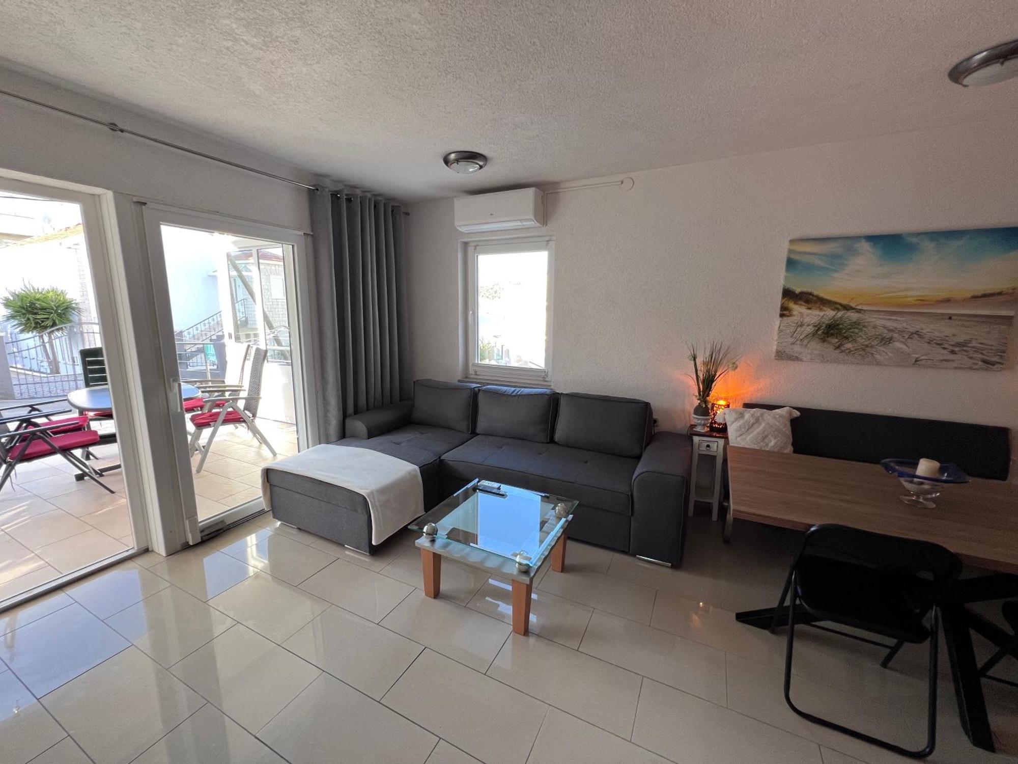 Apartment Mira - Sea View Trogir Extérieur photo